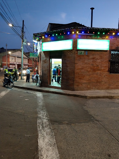 Panadería y Pastelería La Fina
